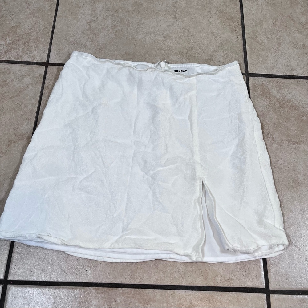 Aritzia Sunday Best Mini Skirt Women’s 6 White High‎ Waisted Crepe Lined Preppy